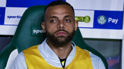 SP – SAO PAULO – 06/11/2025 – BRASILEIRO A 2025, PALMEIRAS X SANTOS – Guilherme jogador do Santos durante partida contra o Palmeiras no estadio Arena Allianz Parque pelo campeonato Brasileiro A 2025. Foto: Fabio Giannelli/AGIF