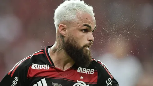 Michael está na mira do Corinthians.