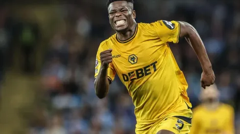 Marshall Munetsi, do Wolverhampton Wanderers, durante a partida da Premier League<br />
(Photo by Mark Cosgrove/News Images)