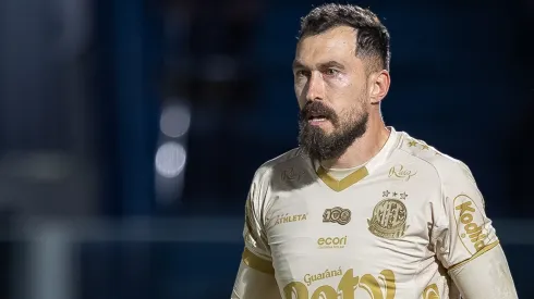 Walter foi um dos principais nomes do Mirassol no Brasileirão – Foto: Joisel Amaral/AGIF