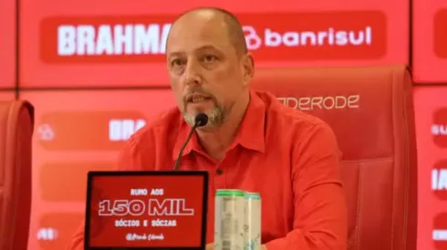 Alessandro Barcellos, presidente do Internacional em entrevista coletiva (Ricardo Duarte/Internacional)