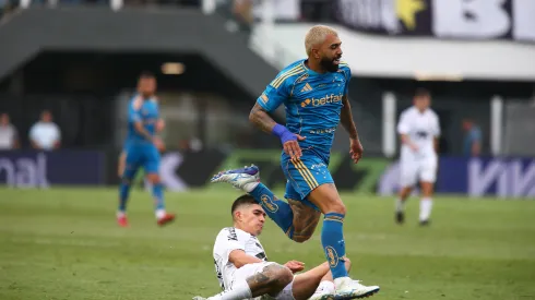 SP – SANTOS – 07/12/2025 – BRASILEIRO A 2025, SANTOS X CRUZEIRO – Gabigol jogador do Cruzeiro durante partida contra o Santos no estadio Vila Belmiro pelo campeonato Brasileiro A 2025. Foto: Mauricio De Souza/AGIF