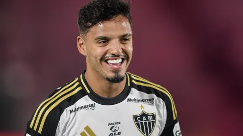 Meio-campista deu a sua opinião – Foto: Thiago Ribeiro/AGIF.