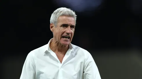 – Luís Castro, treinador gremista
