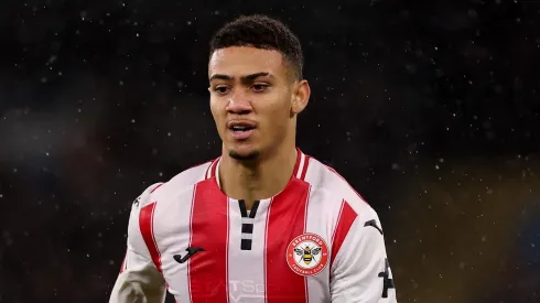 Gustavo Nunes, atacante do Brentford, ex-Grêmio – Foto: Carl Recine/Getty Images