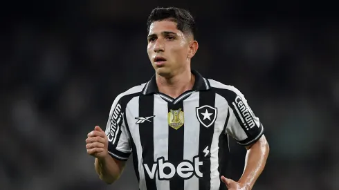 Savarino jogador do Botafogo durante partida contra o Vasco no estadio Engenhao. Foto: Thiago Ribeiro/AGIF
