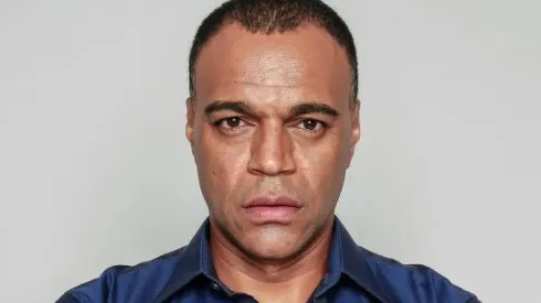 Denílson critica fase do São Paulo e cita Flamengo