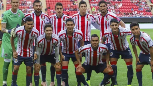 La probable alineación de Chivas para enfrentar a Puebla.
