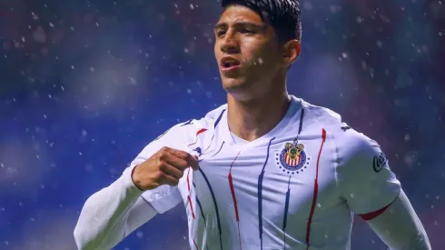 Pulido quiere quedarse en Chivas y lo demostró en su gol ante Puebla.
