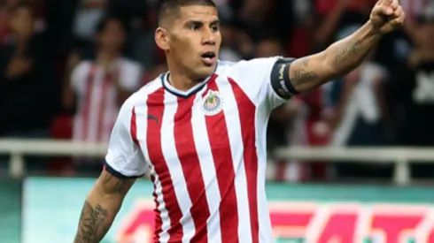 Carlos Salcido envía mensaje de apoyo para Chivas previo al debut.
