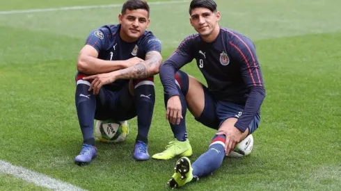 Alexis Vega agradeció a Alan Pulido por los consejos.
