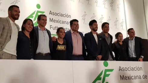 La agrupación de futbolistas profesional ofreció las novedades en conferencia de prensa
