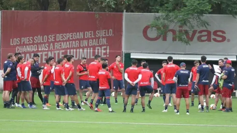 Chivas entrenó en Verde Valle y viajó a Cancún