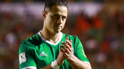 Chivas felicitó a Chicharito por el día del padre