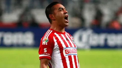 Marco Fabián pudiera volver a vestir la playera rojiblanca en enero próximo
