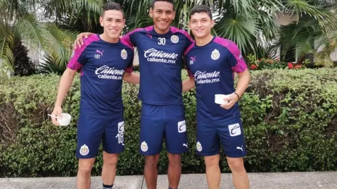 Dos de los jóvenes que hicieron la pretemporada recibieron su novatada
