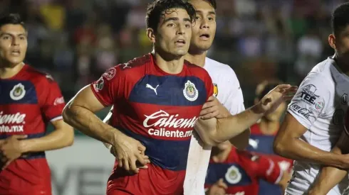 Briseño disputó los últimos minutos del partido ante Necaxa como lateral por la banda derecha
