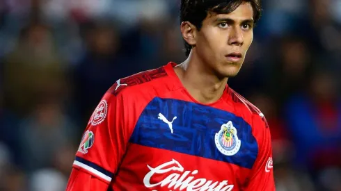 Macías pudiera definir en este mercado si se queda o se va de Chivas
