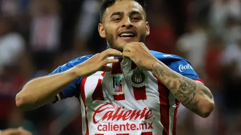 El atacante de Chivas le ha marcado el 40 % de sus goles con el Guadalajara al Atlas
