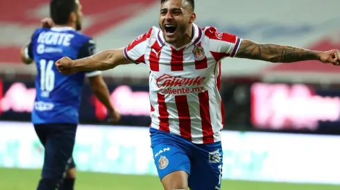 Alexis Vega ha ofrecido mucho más que goles al planteamiento táctico de las Chivas en este Guard1anes 2020
