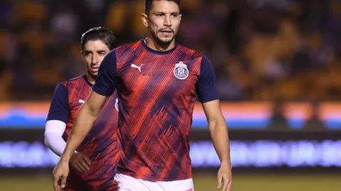 Jesús Molina en un calentamiento con Chivas (IMAGO 7)
