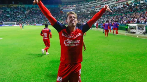 Chicote celebra su gol al León (JAM MEDIA)
