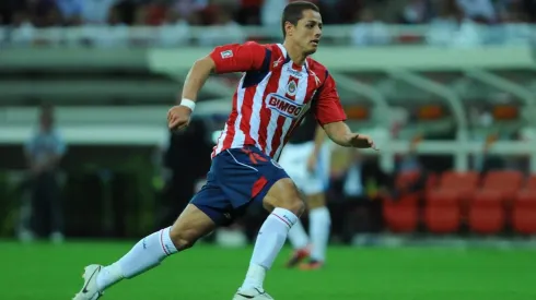 Chicharito en su despedida como Chiva (JAM MEDIA)
