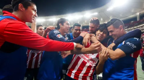 José Juan Macías celebra con el equipo (IMAGO 7)
