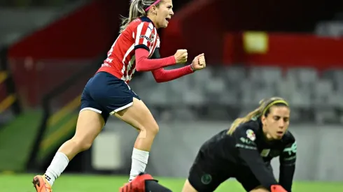 Alicia Cervantes colecciona ocho tantos frente al América en sus dos temporada con Chivas
