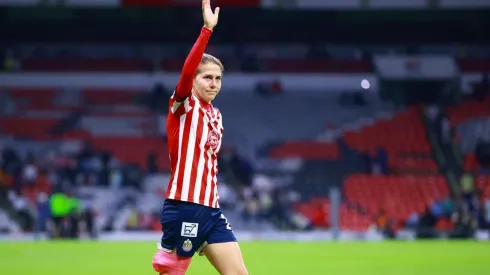 Licha Cervantes con su doblete en el Clásico Nacional llegó a 60 goles en Chivas
