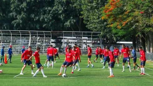 Chivas continuó este miércoles su preparación para la reclasificación en Verde Valle
