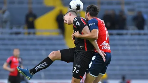 Chivas busca esta tarde un triunfo en el Estadio Jalisco frente al Atlas
