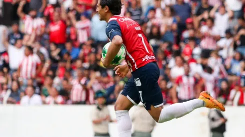 José Juan Macías es una pieza clave para el entrenador Ricardo Cadena en Chivas
