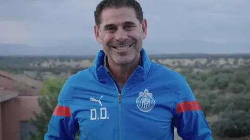 Fernando Hierro reveló las características del entrenador que dirigirá a Chivas en el Clausura 2023
