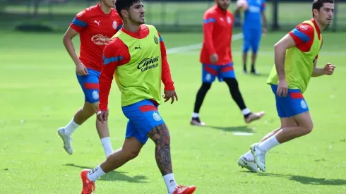 Víctor Guzmán trabajará toda la semana con el primer equipo para el debut en Monterrey
