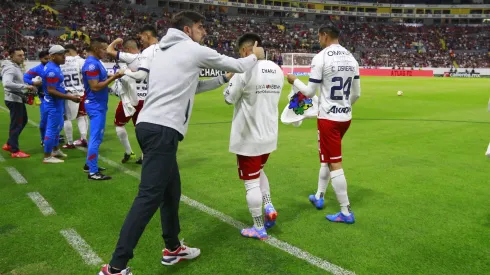 El malestar de Paunovic con Cocca no tiene nada que ver con los llamados de Chivas al Tri
