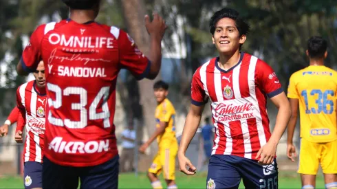 Ariel Castro anotó el único tanto del partido para Guadalajara en Verde Valle
