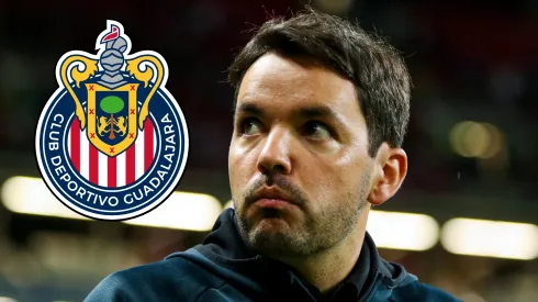 Chivas debuta ante el León de Nicolás Larcamón.
