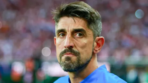 Paunovic se quejó del estado del campo
