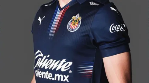 Playera delas chivas discount 2020