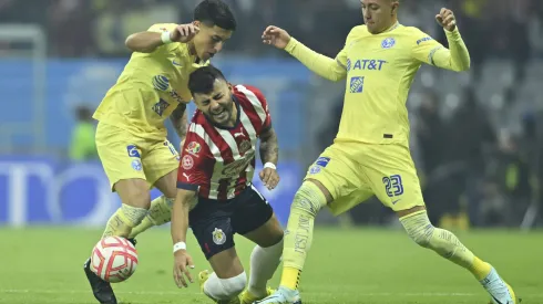 Alexis Vega exhibe una muy adversa estadística ante el América con la playera de Chivas

