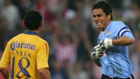 Oswaldo Sánchez y su momento más emblemático en el Clásico Nacional.
