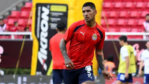 Victor Guzmán y un divertido momento en el entrenamiento.
