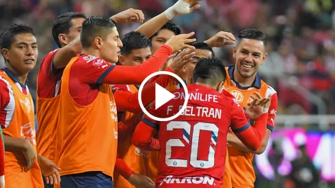 Nene Betrlán anotó un golazo para romper el cero en Clásico Tapatío..
