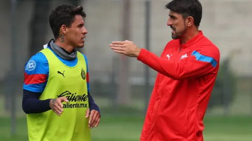 Paunovic ya estaría definiendo al sustituto de Cristian Calderón en Chivas para el próximo torneo
