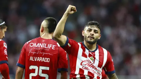 Las condiciones bajo las cuales vuelven Vega y Chicote a Chivas para el Apertura 2023 
