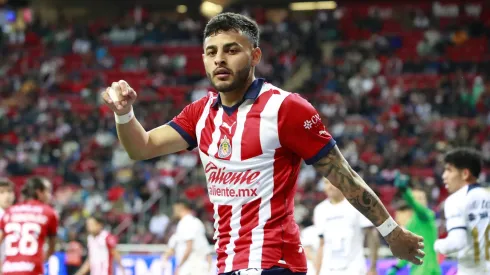 Alexis Vega y un error que le puede costar caro a Chivas.
