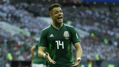 La pregunta que puede definir el futuro de Chicharito en su regreso a Chivas: ¿Gago pidió su fichaje? 
