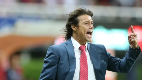 Piden a Gago aprender de Almeyda.
