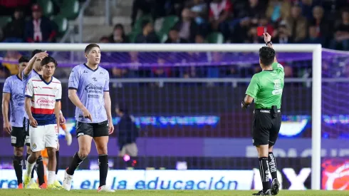 Yael vio la roja en el ocaso del juego.
